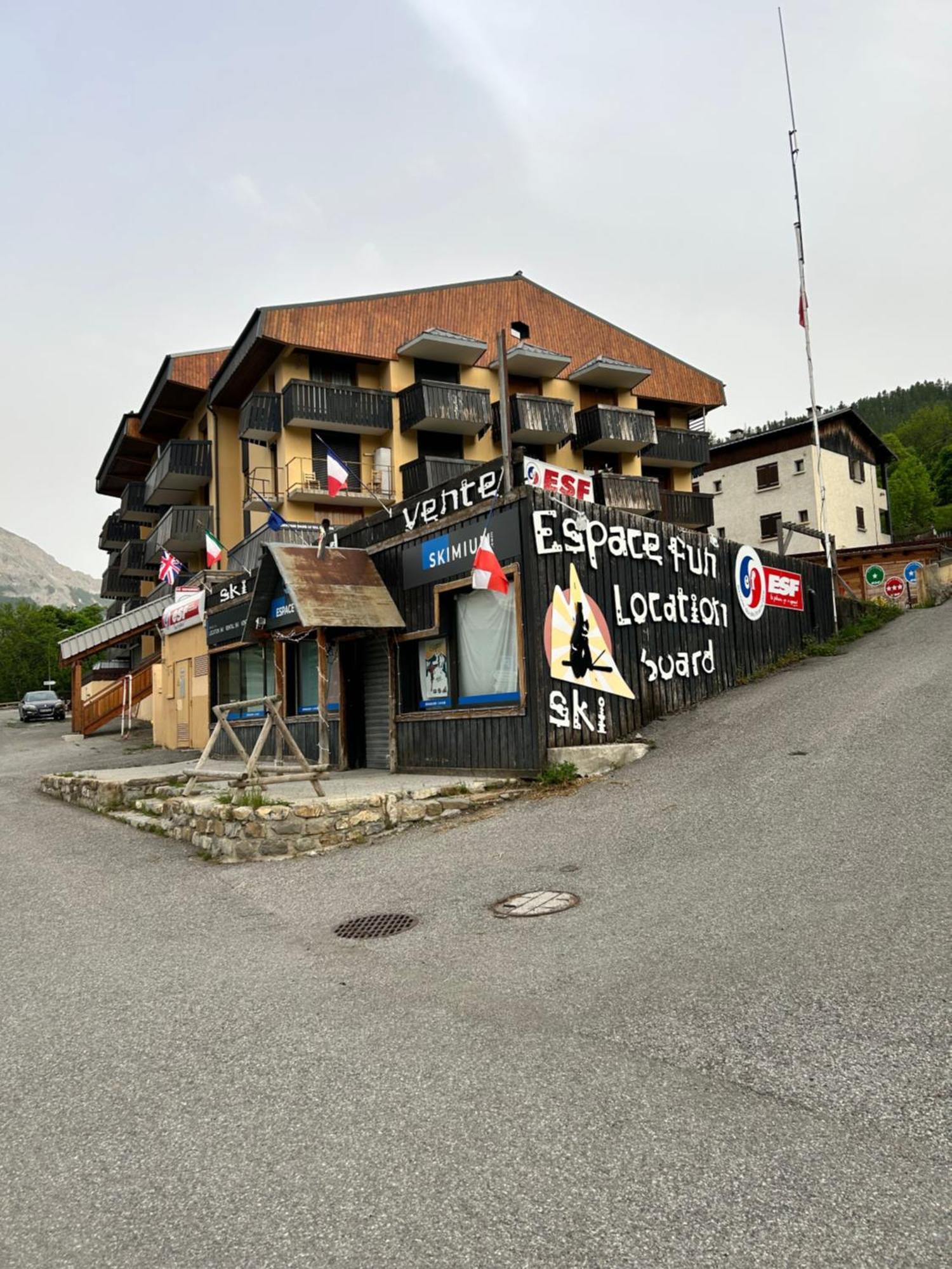 Studio La Gioia Allos Luaran gambar